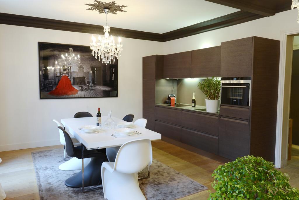 Appartement Paris Tour Eiffel Bilik gambar